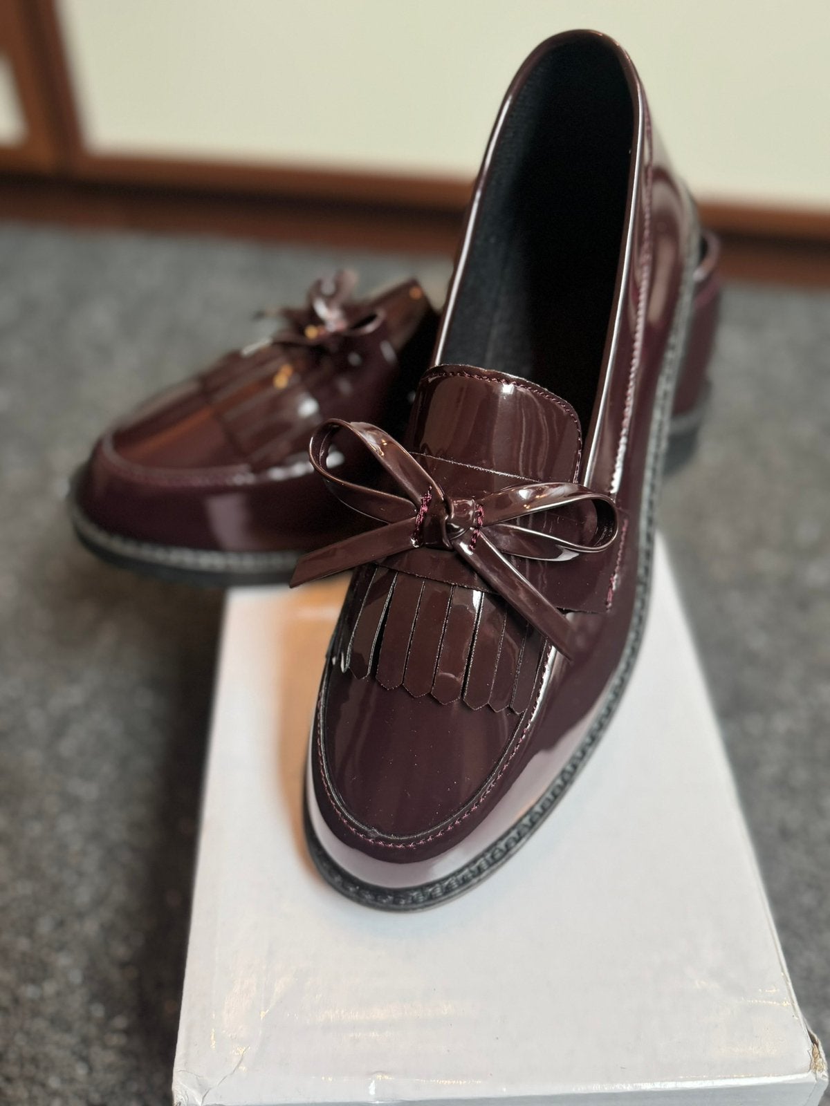 Nieuwe bordeaux rode loafers instappers schoenen maat 37, Overige kleuren, Instappers, Ophalen of Verzenden, Zo goed als nieuw