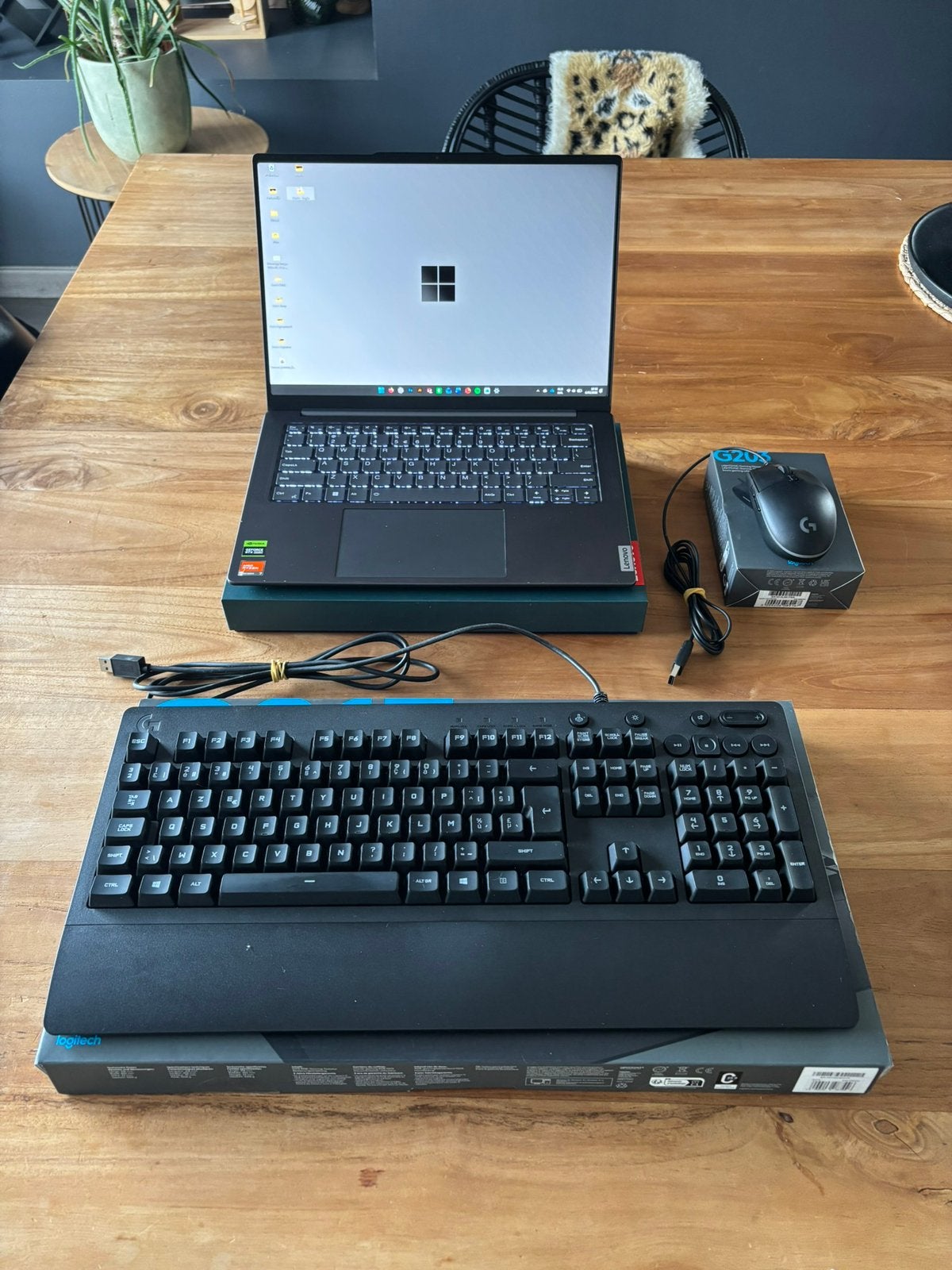 Lenovo Yoga Pro 7 Ryzen 7 RTX3050 1TB (2023) + Logitech set, Computers en Software, Windows Laptops, Qwerty, 14 inch, Ophalen of Verzenden