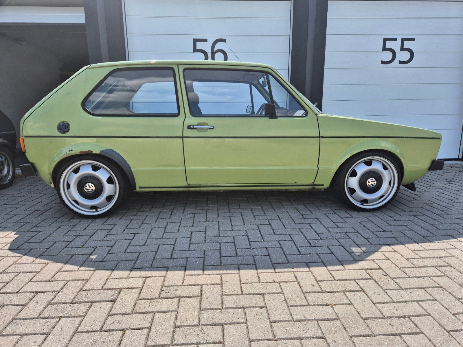 Volkswagen 17 inch T5 winterstaal met adapters, Ophalen, Gebruikt, Banden en Velgen, 17 inch