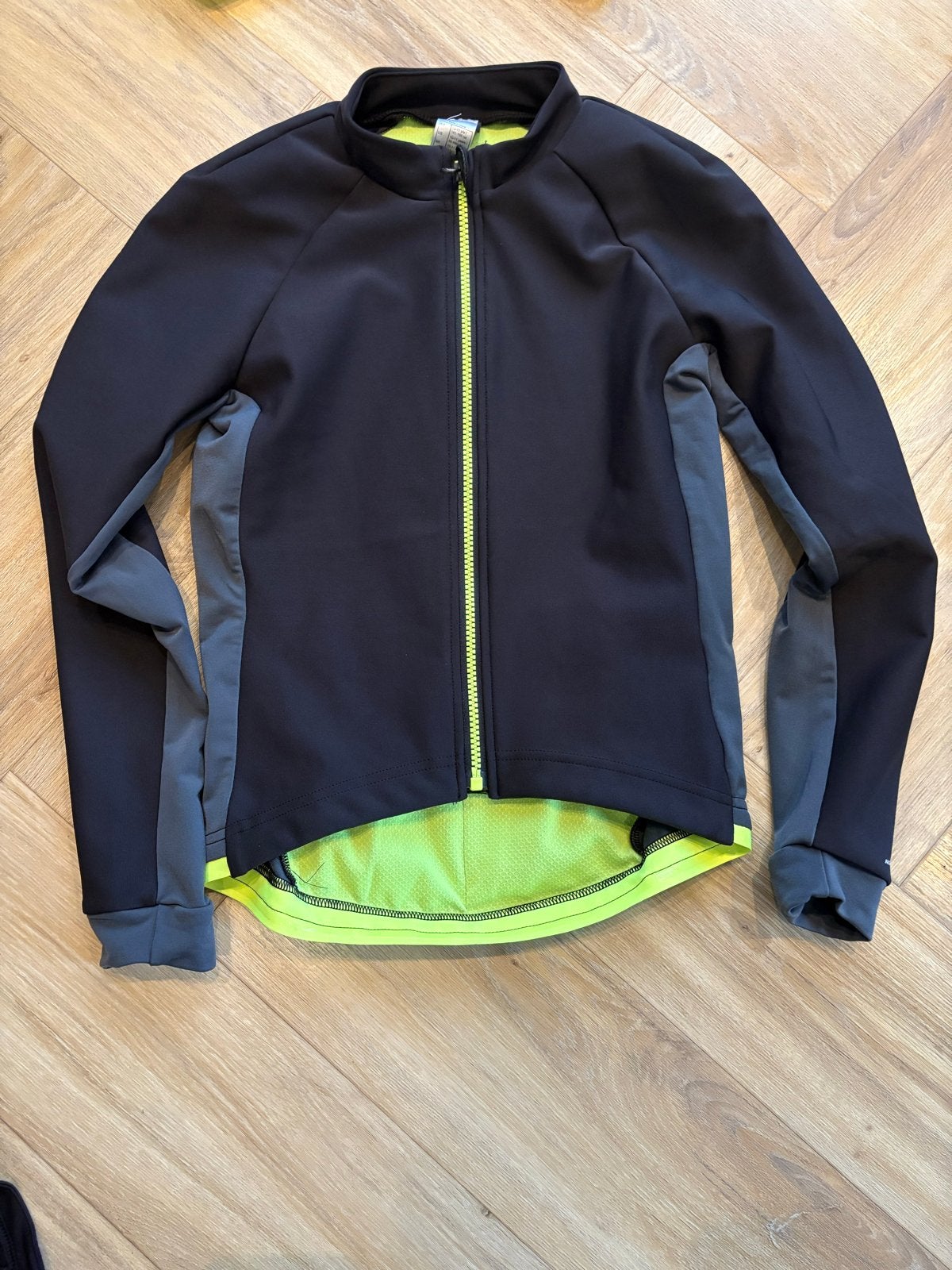 Fietskleding set voor kinderen. Wielrennen of mountainbiken, Fietsen en Brommers, Ophalen, Kinderen, Overige maten, Zo goed als nieuw