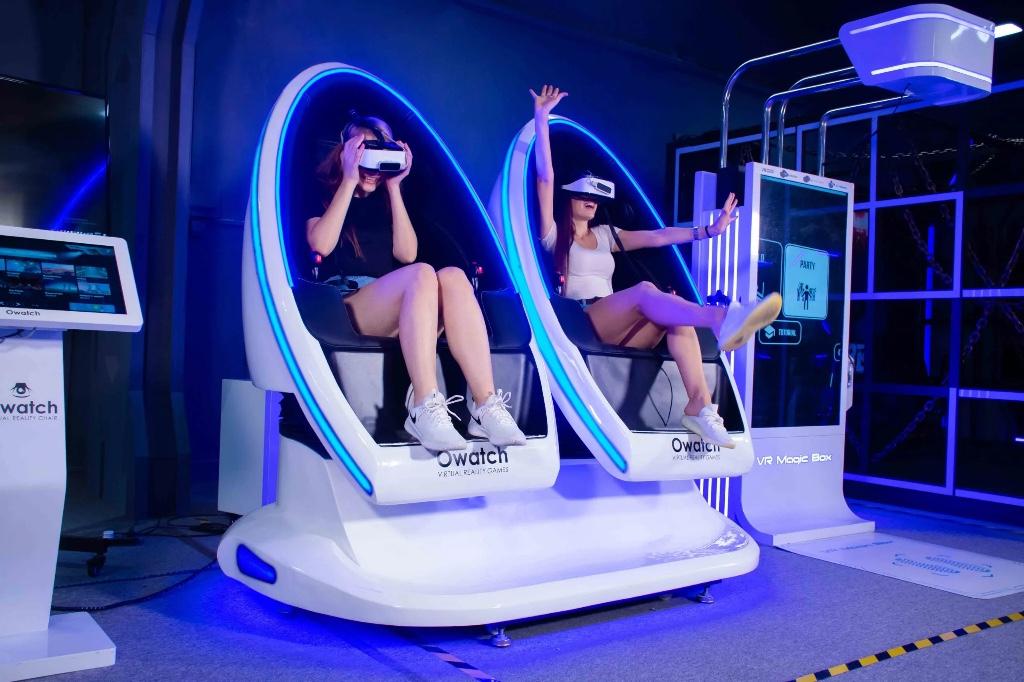 VR Simulator stoel, Spelcomputers en Games, Virtual Reality, Zo goed als nieuw, Overige platformen, VR-bril, Ophalen