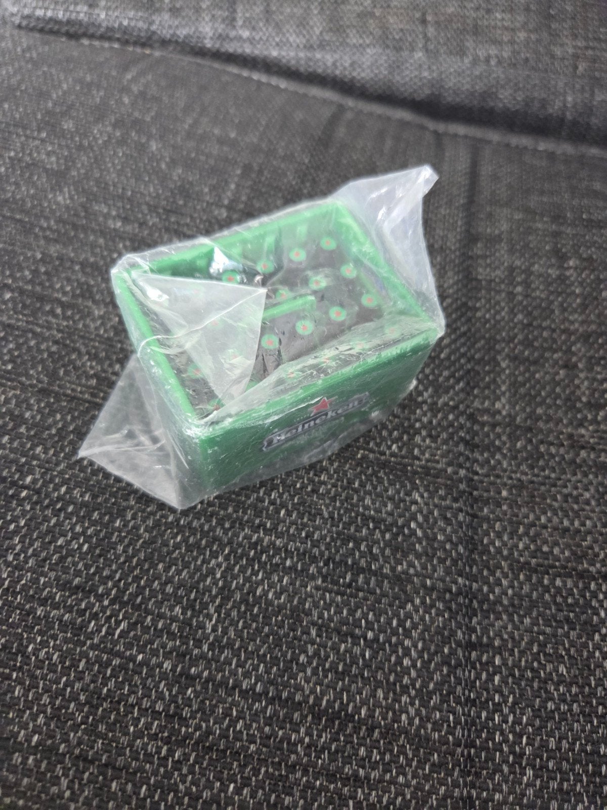 Miniatuur Heineken kratje/ flesopener, Ophalen of Verzenden, Nieuw