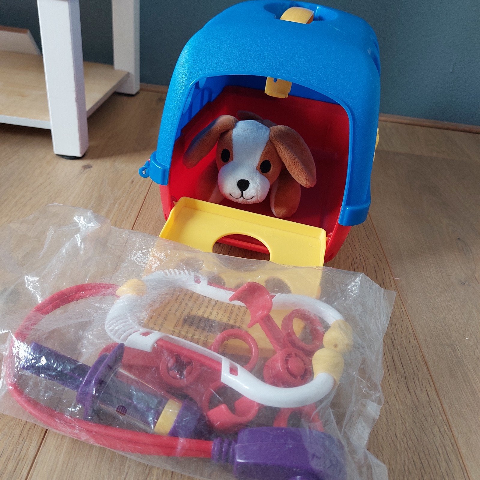 Dierenarts speelset met puppy en reismand, Ophalen of Verzenden, Gebruikt, Jongen of Meisje
