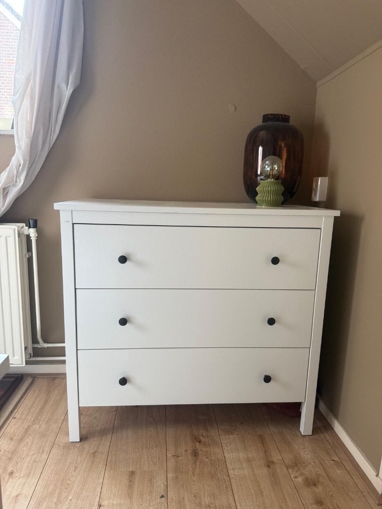 IKEA kast HEMNES, Huis en Inrichting, Ophalen, 100 tot 150 cm, 50 tot 100 cm, Zo goed als nieuw