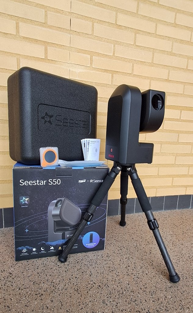 Seestar S50 Smartscope ( nagenoeg nieuw), Audio, Tv en Foto, Optische apparatuur | Telescopen, Lenzentelescoop (refractor), Met statief