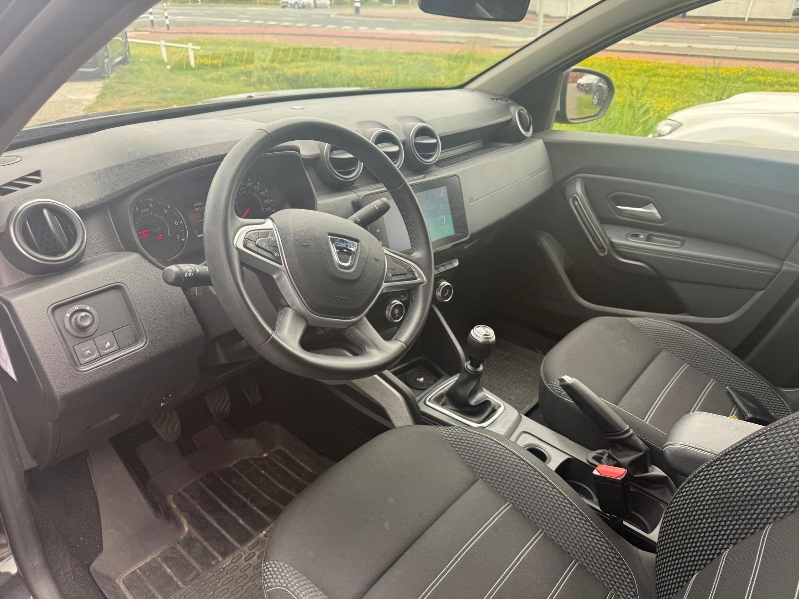 Dacia Duster 1.0 TCe Bi-Fuel Prestige, Voorwielaandrijving, Gebruikt, Euro 6, Duster