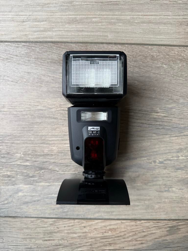 Metz Mecablitz 44 AF-2 Digitale Flitser voor Nikon, Ophalen of Verzenden, Zo goed als nieuw, Metz, Kantelbaar