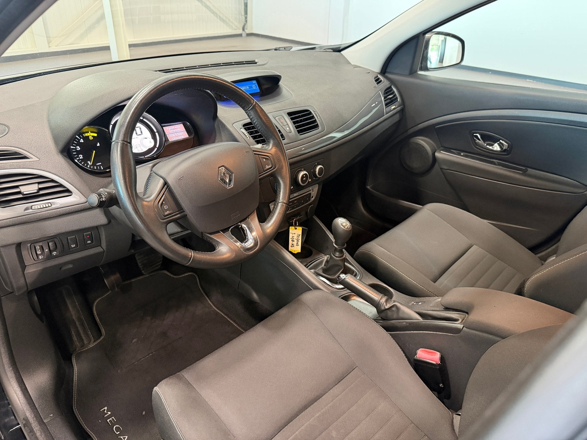 Renault Mégane Estate 1.5 dCi Limited Airco|LMV|All-seasons, Auto's, Voorwielaandrijving, Gebruikt, 4 cilinders, Zwart