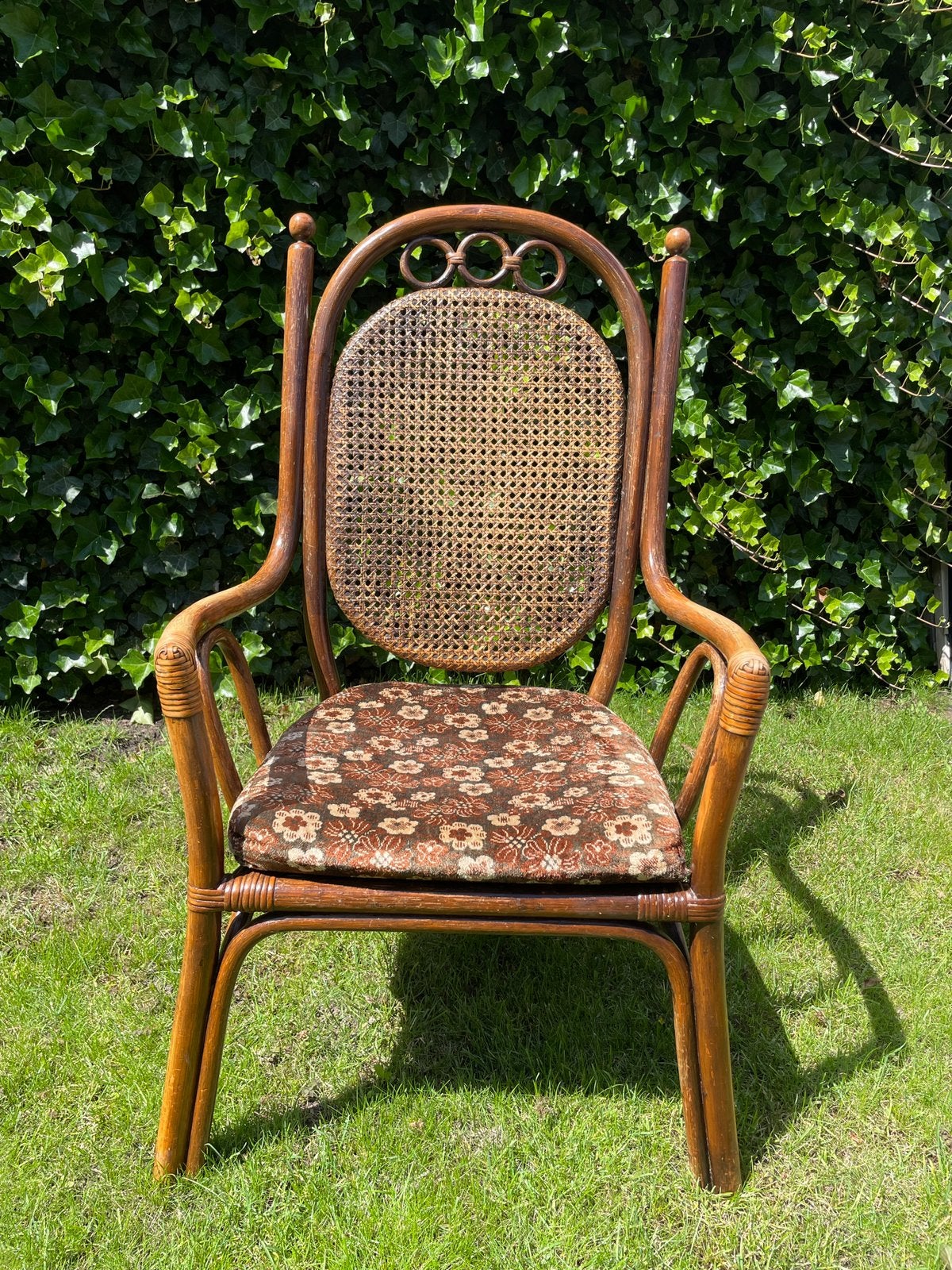 Bamboe fauteuil, Ophalen