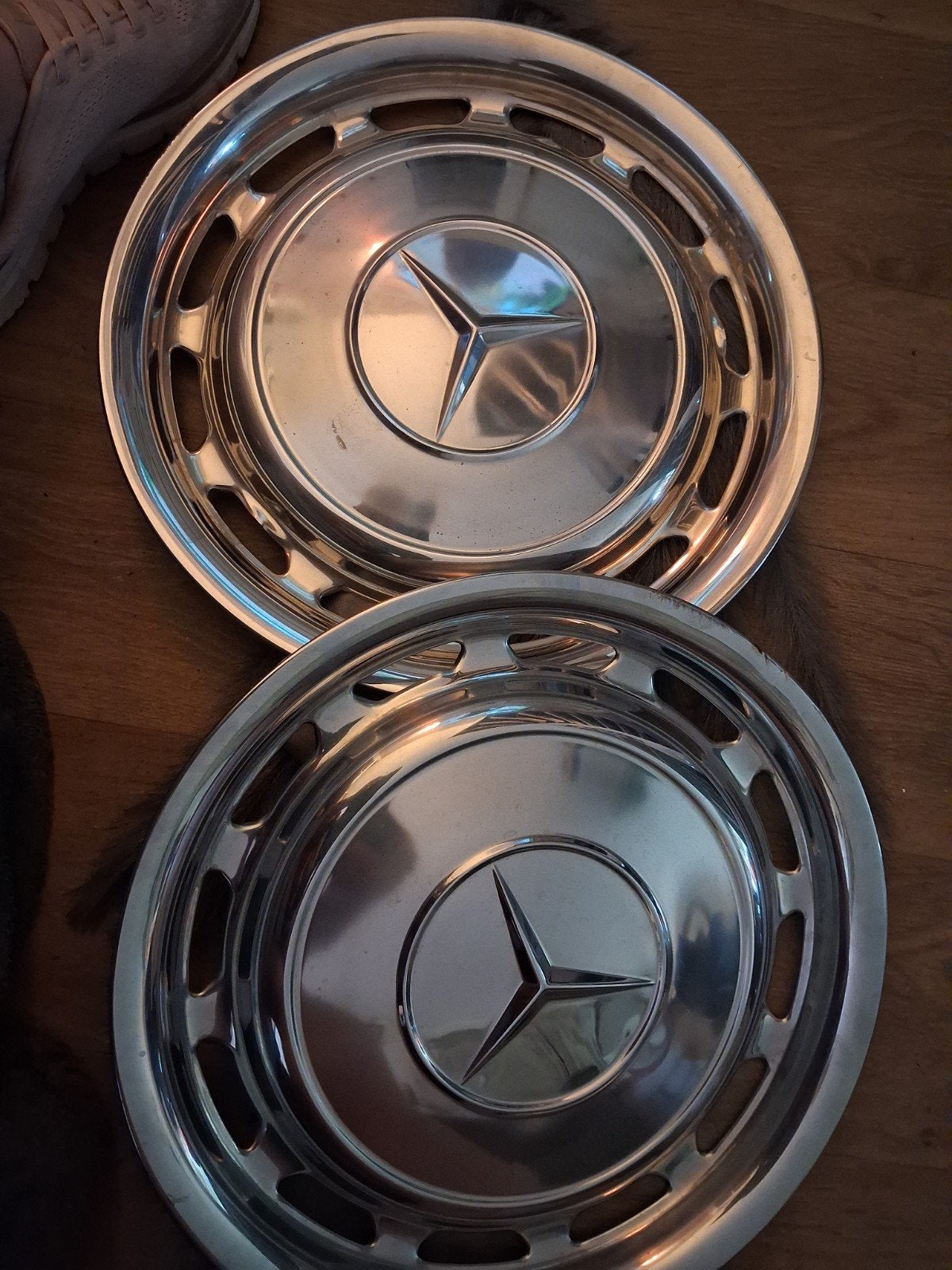 2 Mercedes wieldoppen, Ophalen of Verzenden, Gebruikt