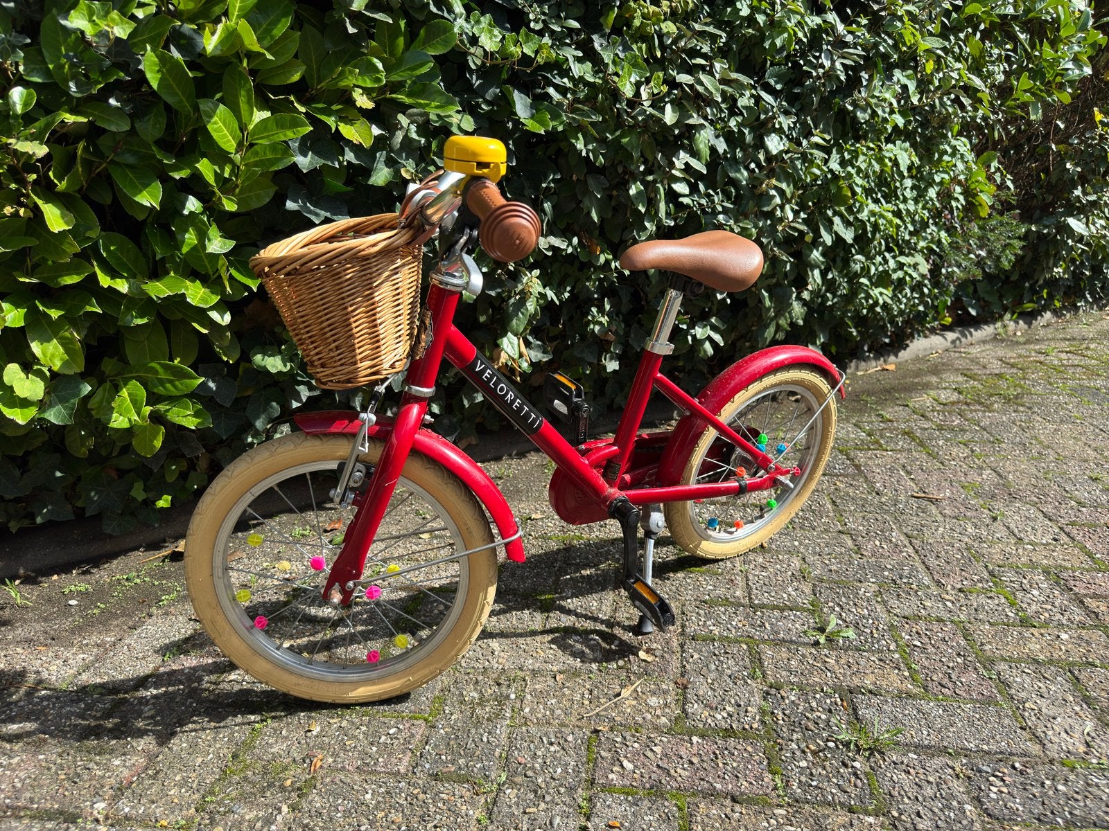Veloretti Maxi kinderfiets, 16 inch - Zo goed als nieuw, Ophalen, Terugtraprem, Zijwieltjes, 16 tot 20 inch
