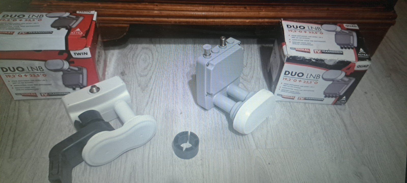 Duo LNB voor Astra 19.2 en 23.5 (Quad/Twin), Ophalen of Verzenden, Nieuw, (Schotel)antenne, Overige merken