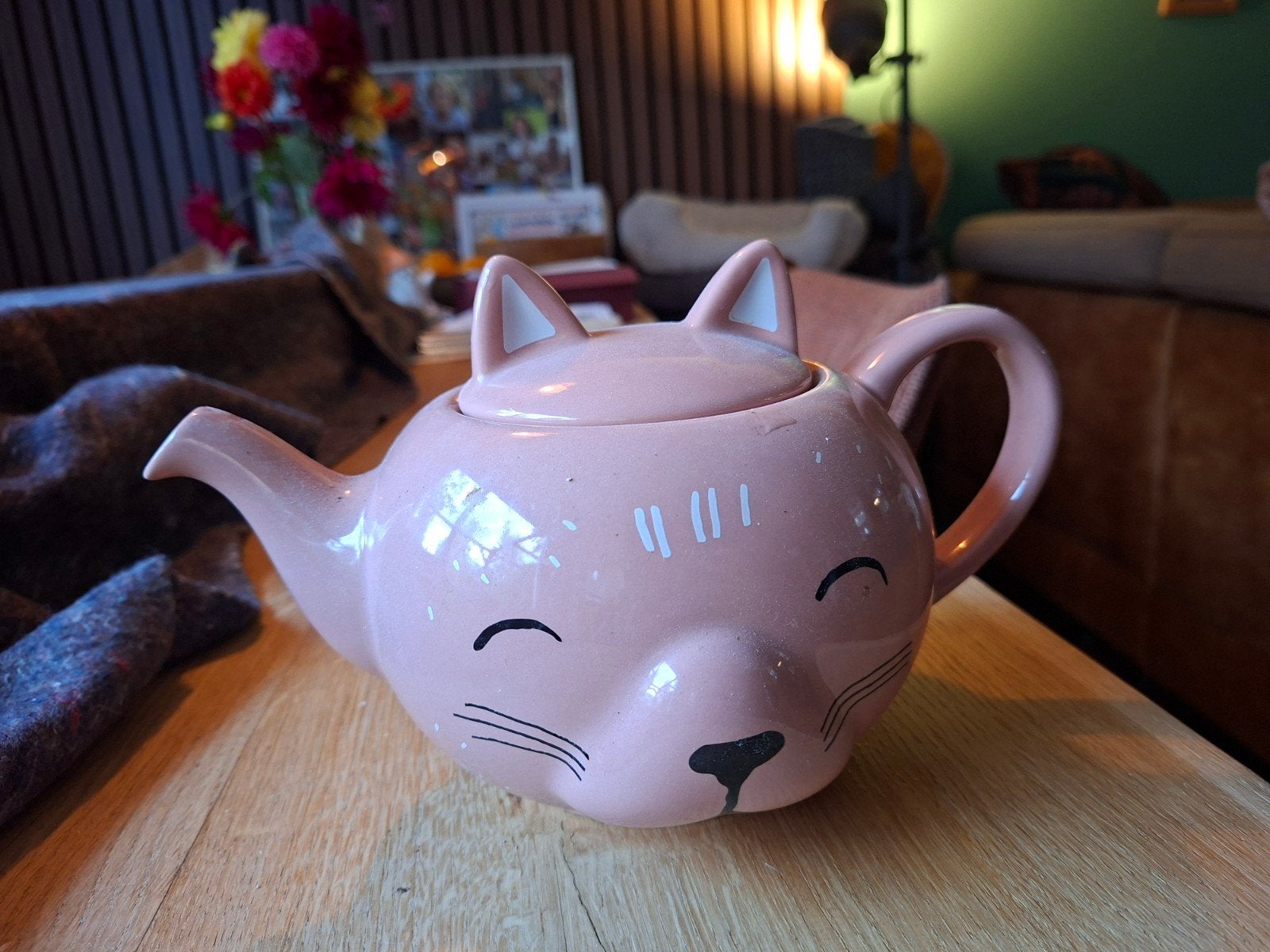 Roze katten theepot met oortjes - Zo goed als nieuw, Ophalen, Keramiek, Zo goed als nieuw, Theepot