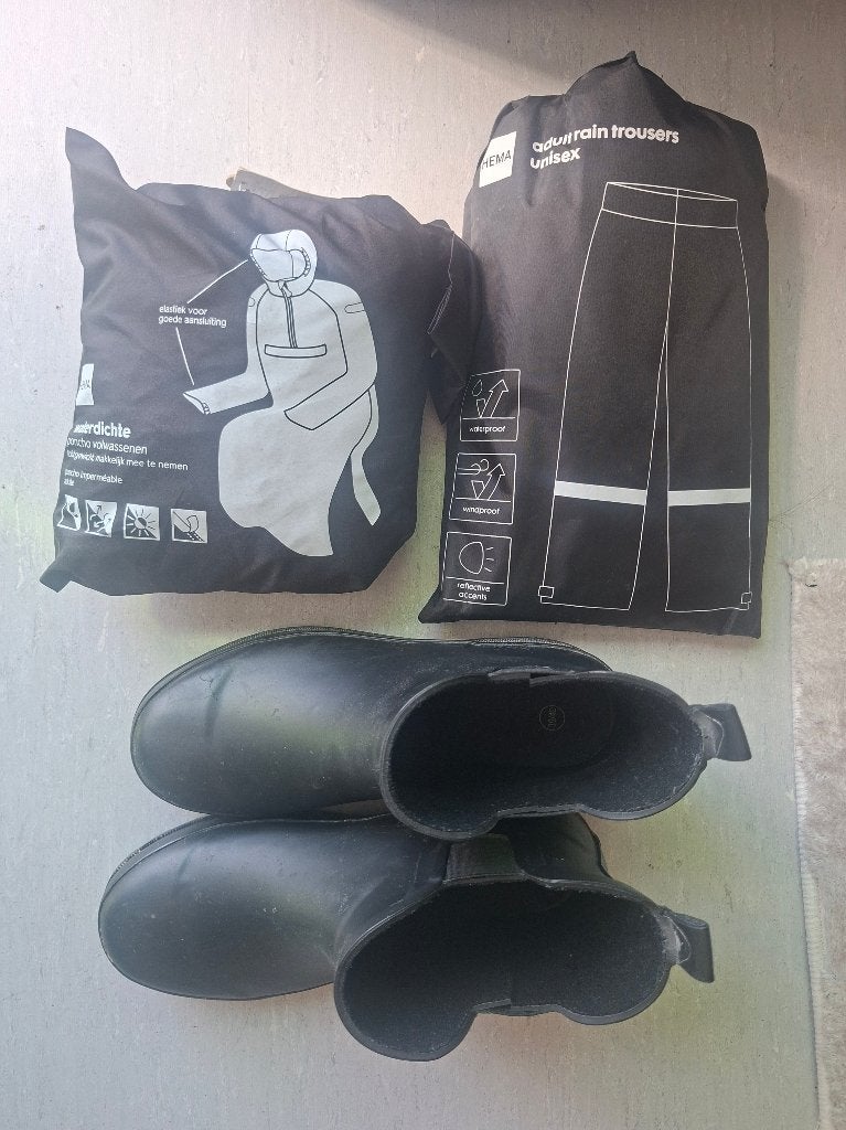Hema regenaccessoires, Hema, Ophalen, Gedragen