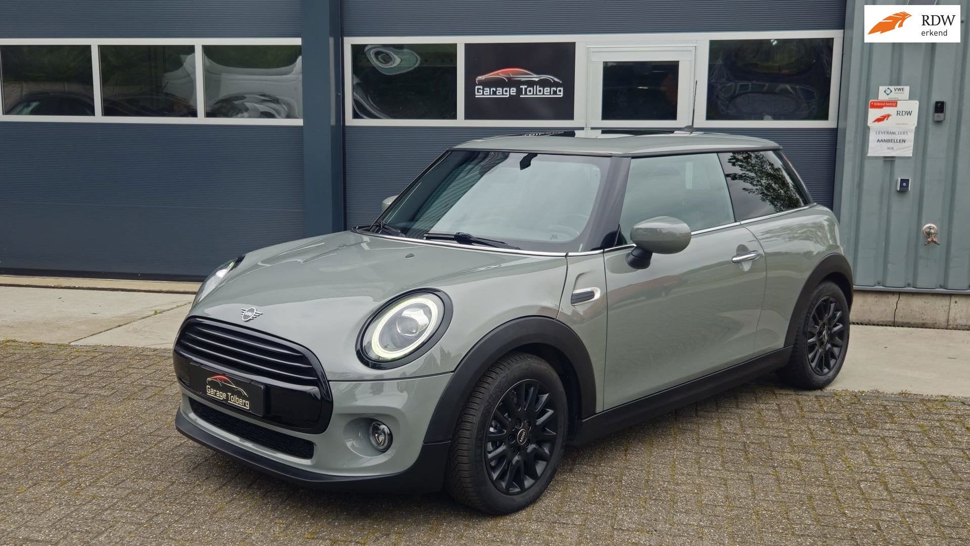 Mini 3-Deurs 1.5 Cooper APPLE CARPLAY/ LUXE INTERIEUR/LED/IN, Auto's, Stof, Zwart, Automatische klimaatregeling, Bedrijf