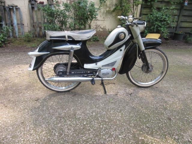 Magneet scooteret 1962, Fietsen en Brommers, Brommers | Oldtimers, Maximaal 45 km/u, 49 cc, 2 versnellingen, Ophalen