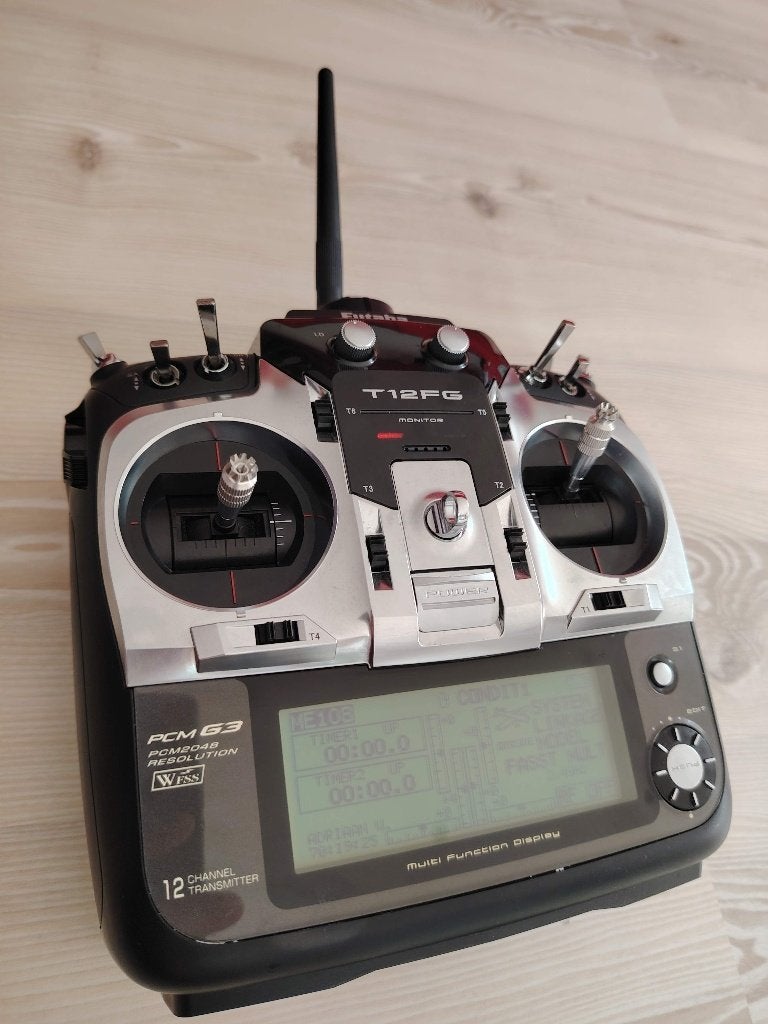 Futaba T12FG RC Zender + opbergbox, Ophalen of Verzenden, Gebruikt, Overige typen
