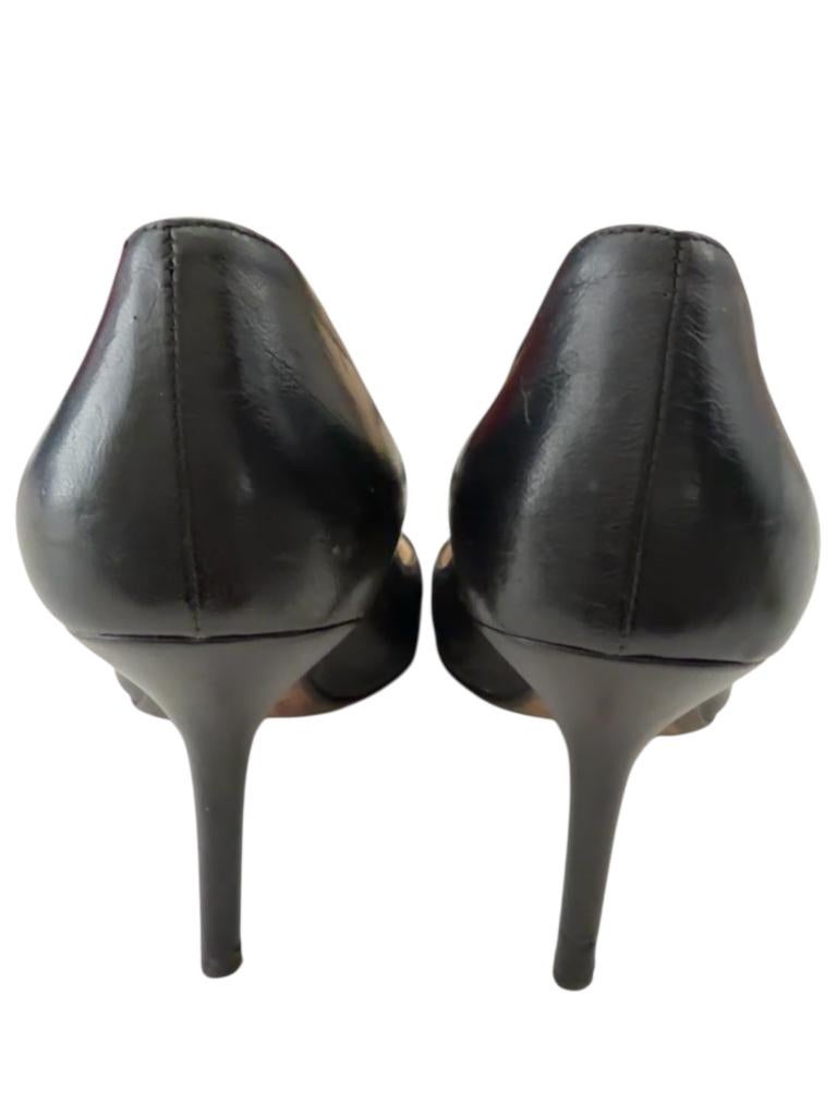 Jimmy Choo hakken 38, Kleding | Dames, Schoenen, Zwart, Ophalen of Verzenden, Zo goed als nieuw