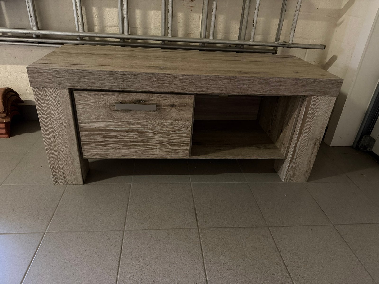 Houten tv kast met lade en opbergvakken, Ophalen, Gebruikt, 50 tot 100 cm, Minder dan 100 cm