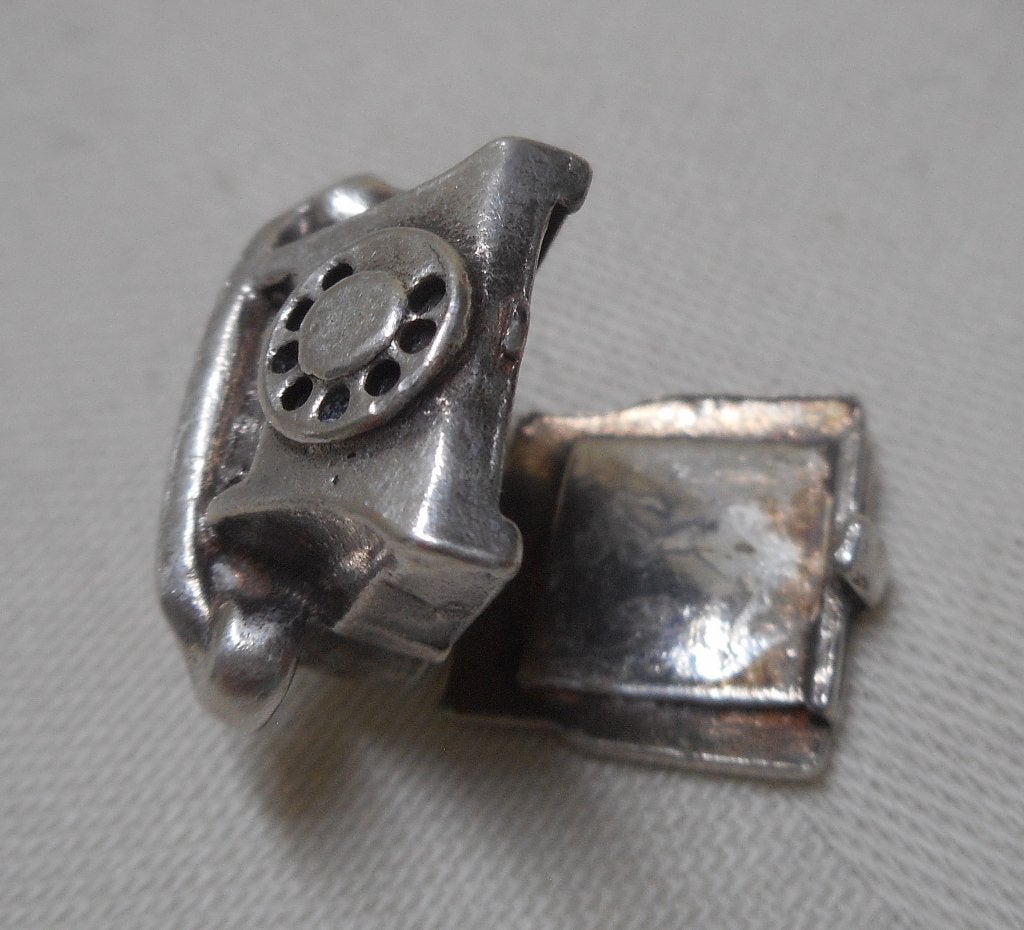 Zilveren vintage bedel telefoon kan open nr.1267, Sieraden, Tassen en Uiterlijk, Bedels, Overige merken, Verzenden, Zo goed als nieuw