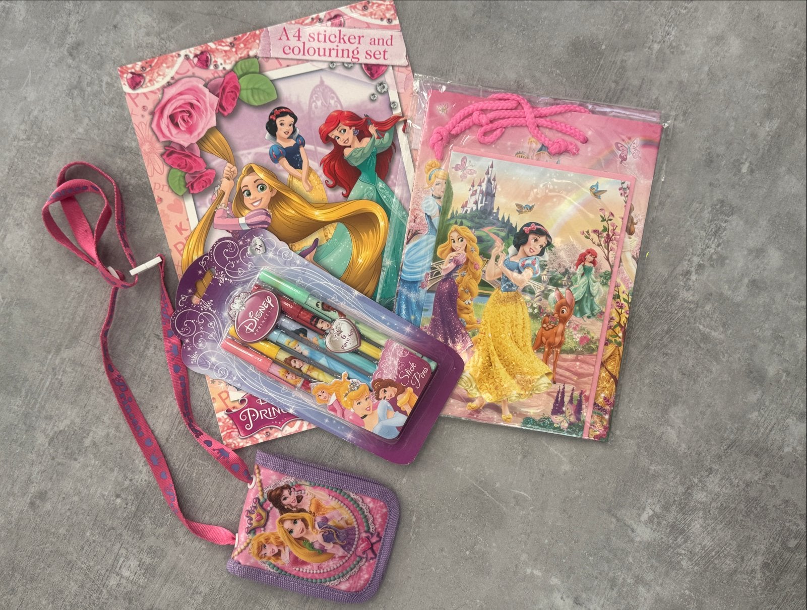 Disney Prinsessen spulletjes & Portemonnee, Ophalen of Verzenden, Nieuw, Meisje