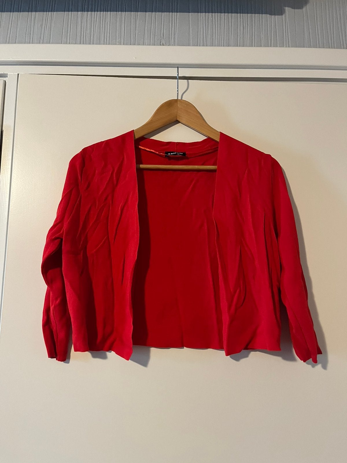 Rood vest taifun maat M zgan, Ophalen of Verzenden, Zo goed als nieuw, Maat 38/40 (M), Rood