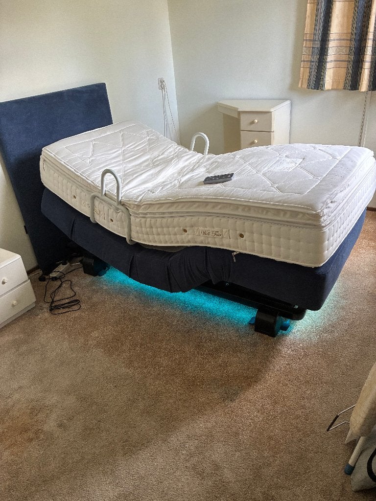 zorg bed van de firma Well Fair., Ophalen, Verstelbaar, 90 cm, Eenpersoons