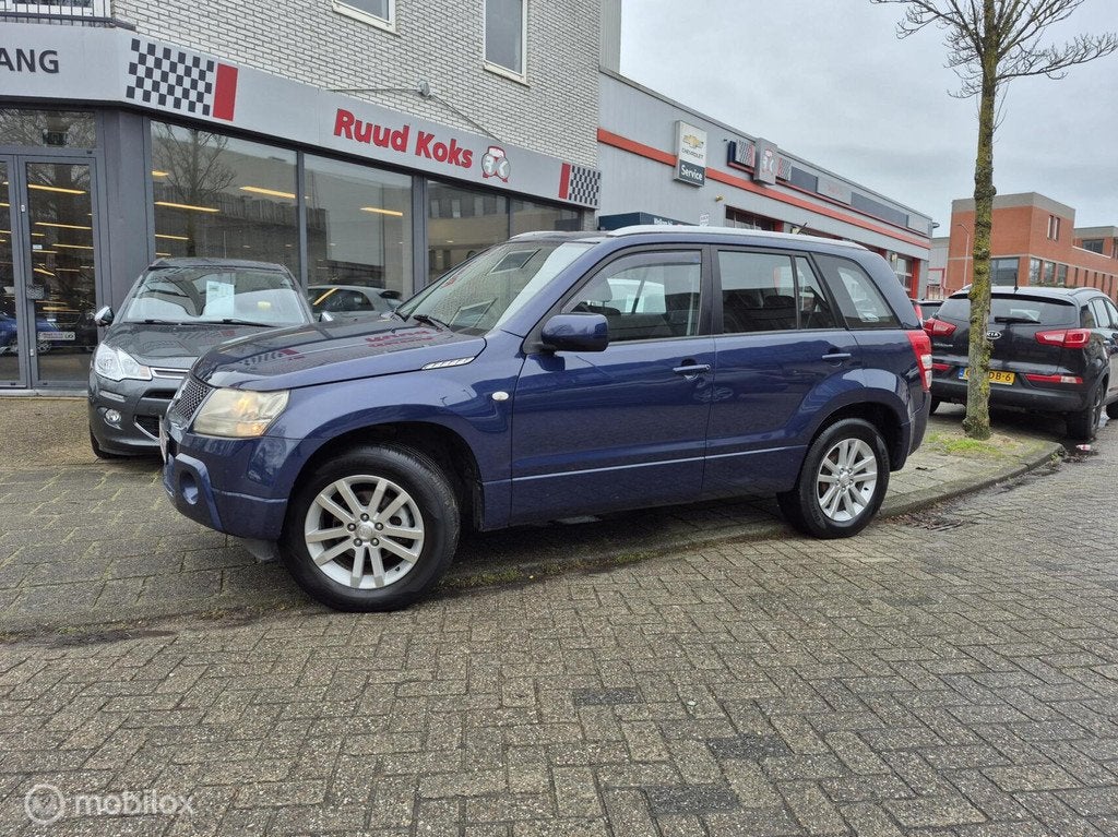 SUZUKI GRAND VITARA 2.0-16V EXCLUSIVE *EXPORT ONLY* / Trekha, 4 cilinders, 1850 kg, Bedrijf, Handgeschakeld