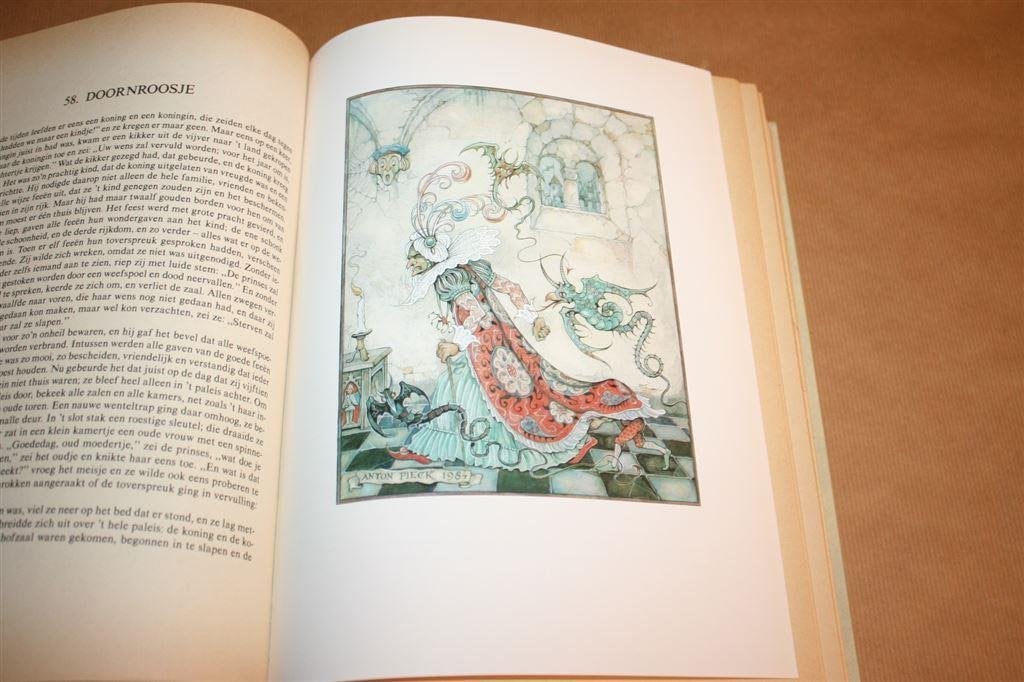 De sprookjes van Grimm:. Volledige uitgave. Dikke pil., Boeken, Ophalen of Verzenden, Zo goed als nieuw