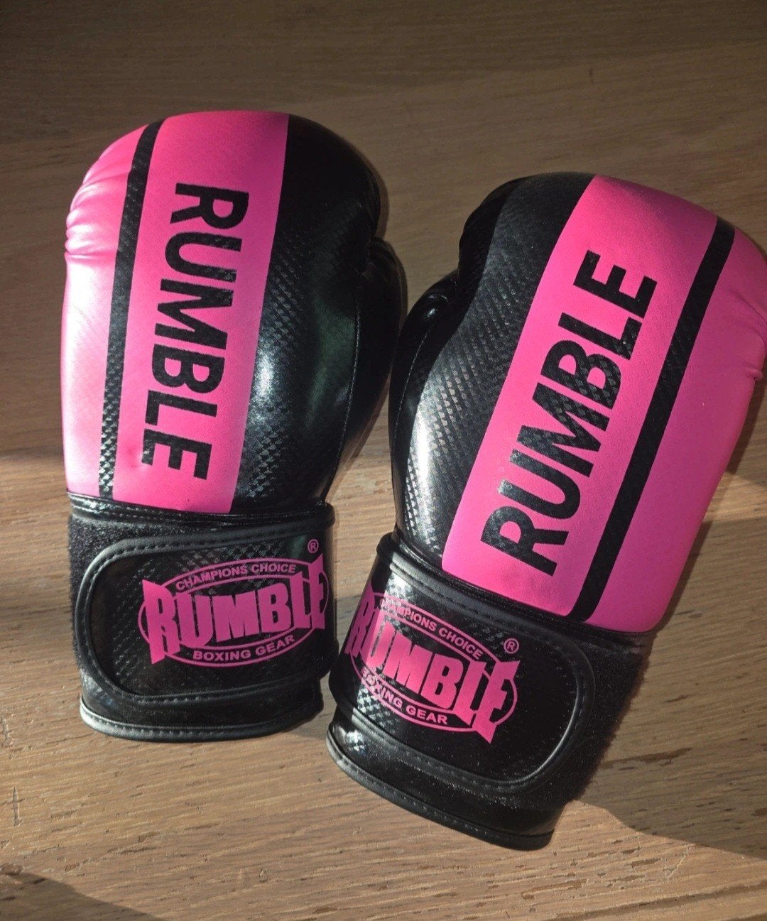 rumble handschoenen 10oz, Ophalen of Verzenden, Zo goed als nieuw, Overige
