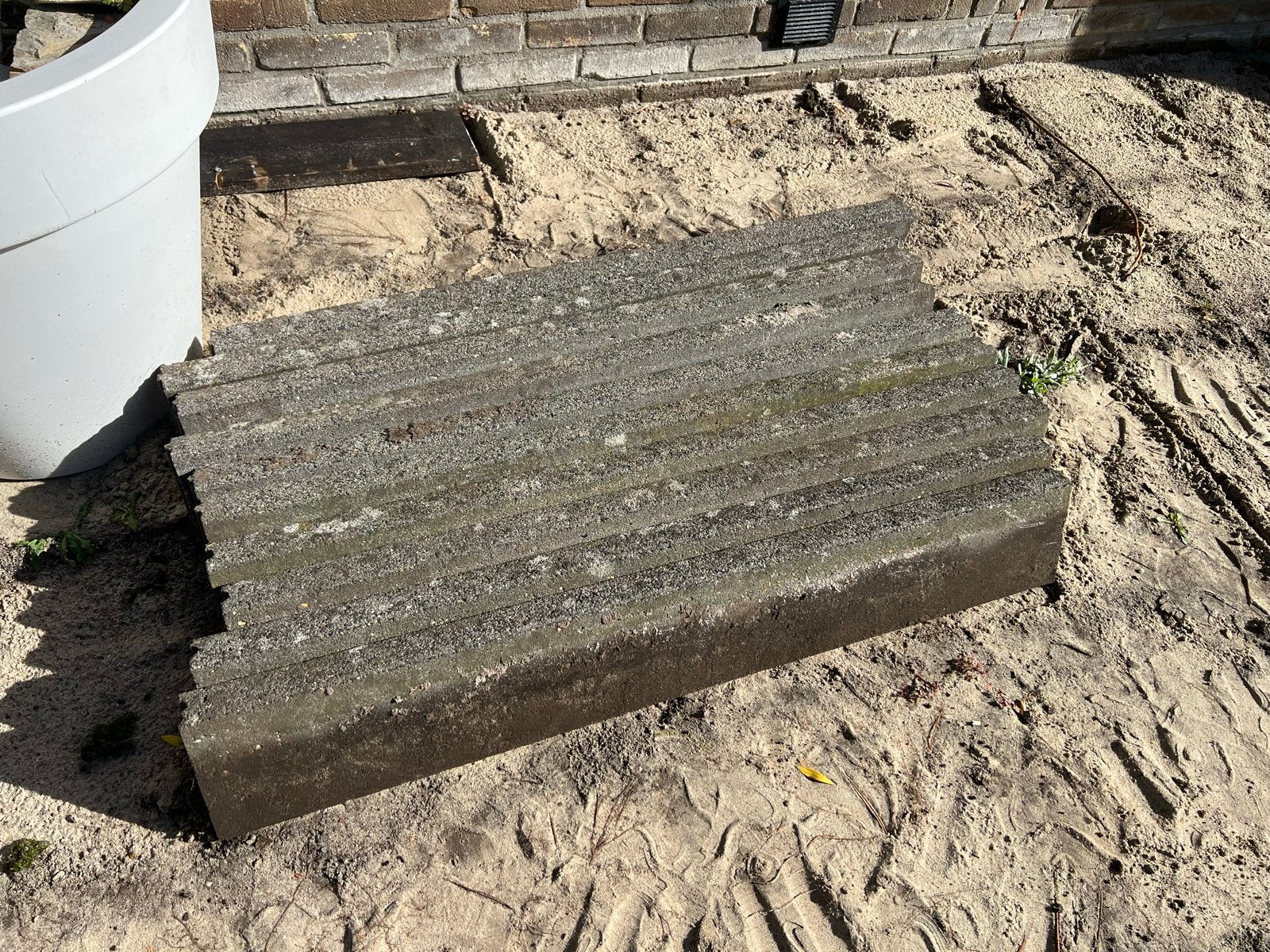 GRATIS Opsluitbanden, Tuin en Terras, Ophalen, Gebruikt, Overige typen, Minder dan 5 m²