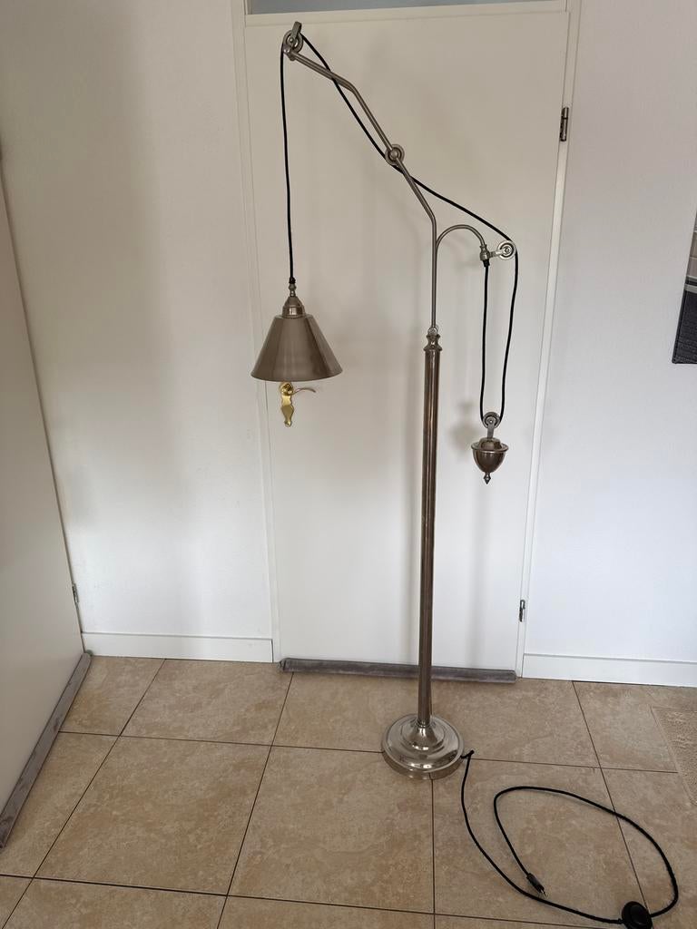 Richmond Staande Lamp - 195 cm hoog, in hoogte verstelbaar, Ophalen, Gebruikt, Metaal, 150 tot 200 cm