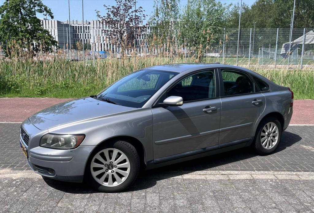 Volvo S40 2.4i 170PK automaat 2006, Auto's, Stof, 700 kg, 2435 cc, Particulier