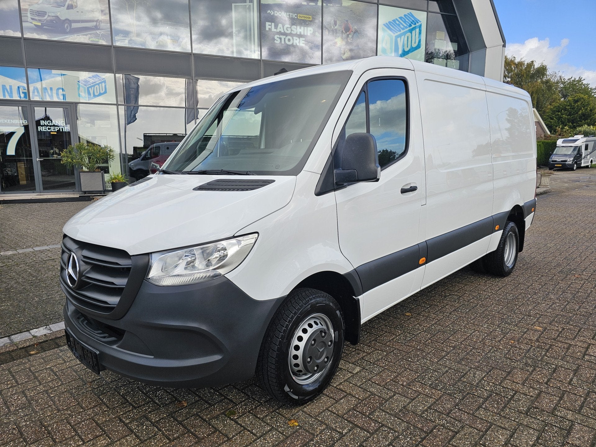 Mercedes-Benz Sprinter 517 CDI L2-H1 Handgeschakeld * Camera, Zwart, Met garantie (alle), Wit, Bedrijf