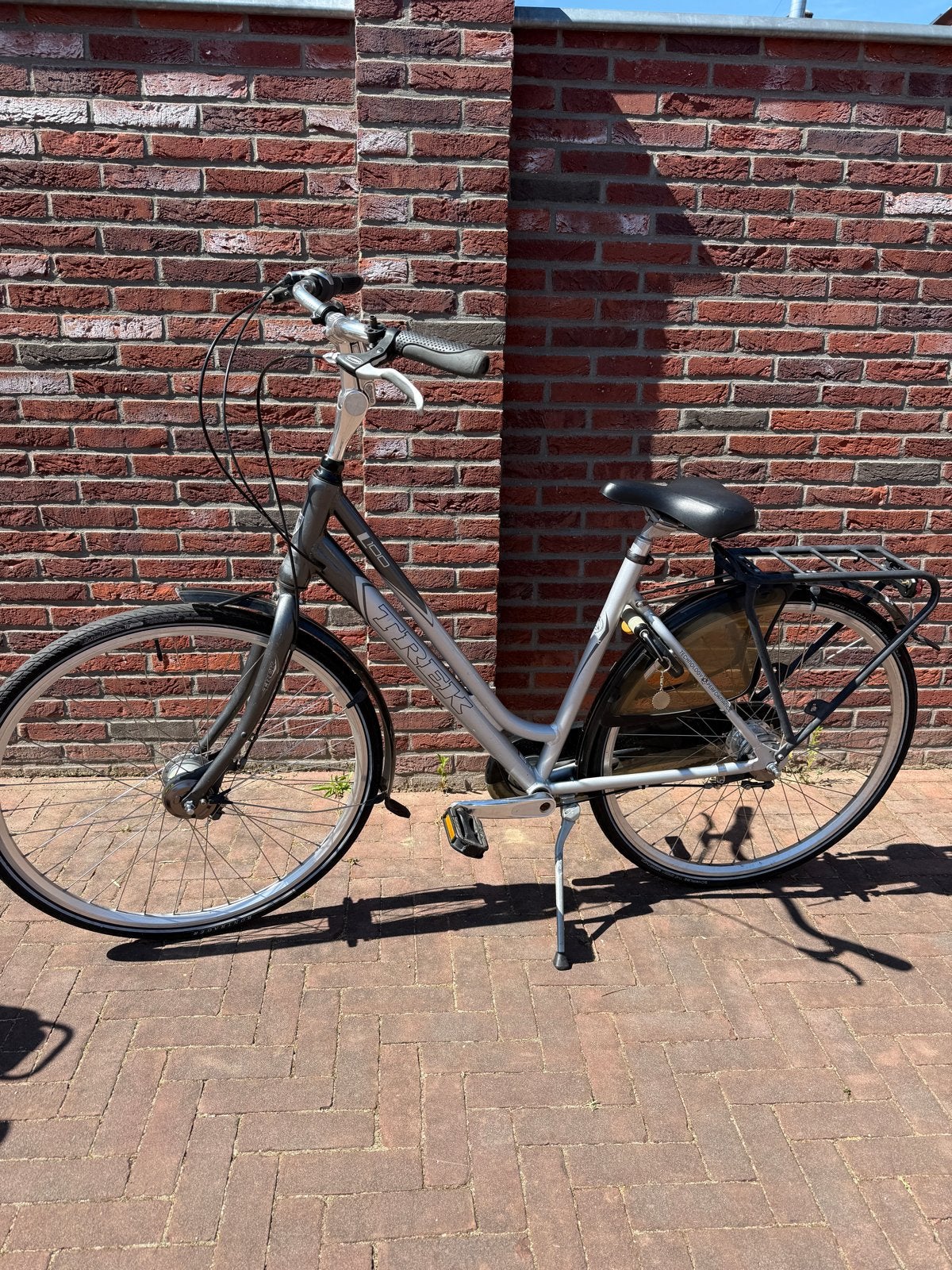 Trek damesfiets met lage instap en versnellingen, Fietsen en Brommers, Fietsen | Dames | Damesfietsen, Velgrem, 50 tot 53 cm, Ophalen
