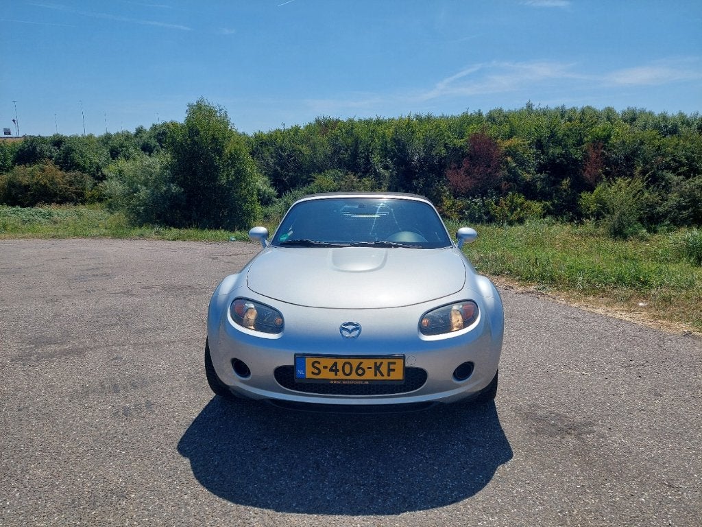 Mazda MX-5 1.8 Touring 2006 Grijs, Achterwielaandrijving, Zwart, 4 cilinders, Cabriolet