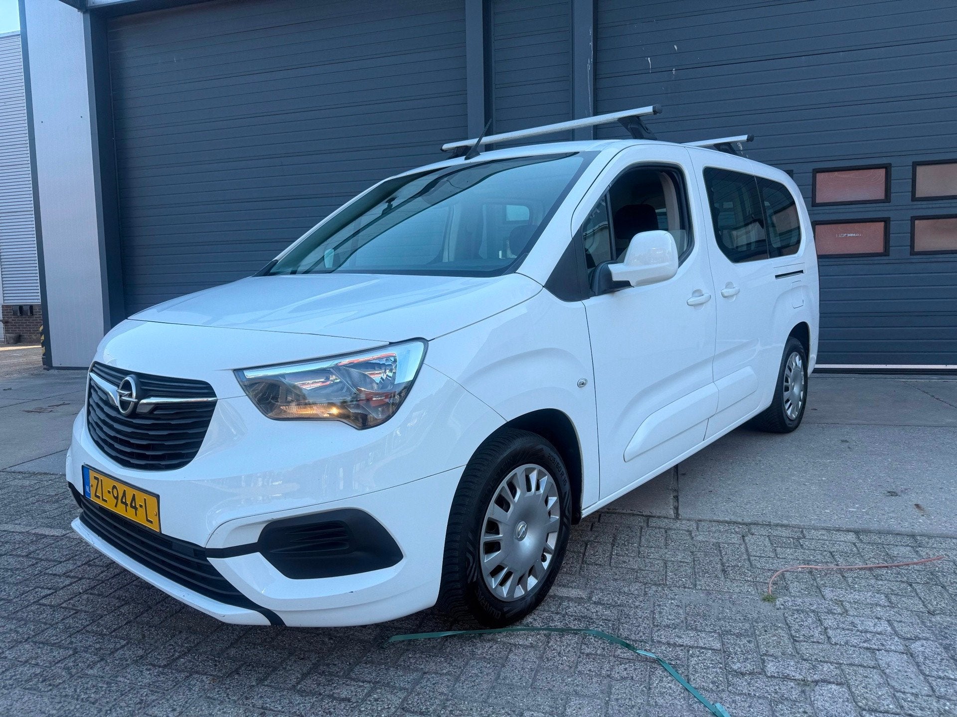 Opel Combo Tour 1.5 CDTI L2H1 Edition, Auto's, Opel, Voorwielaandrijving, Dealer onderhouden, Stof, 1462 kg