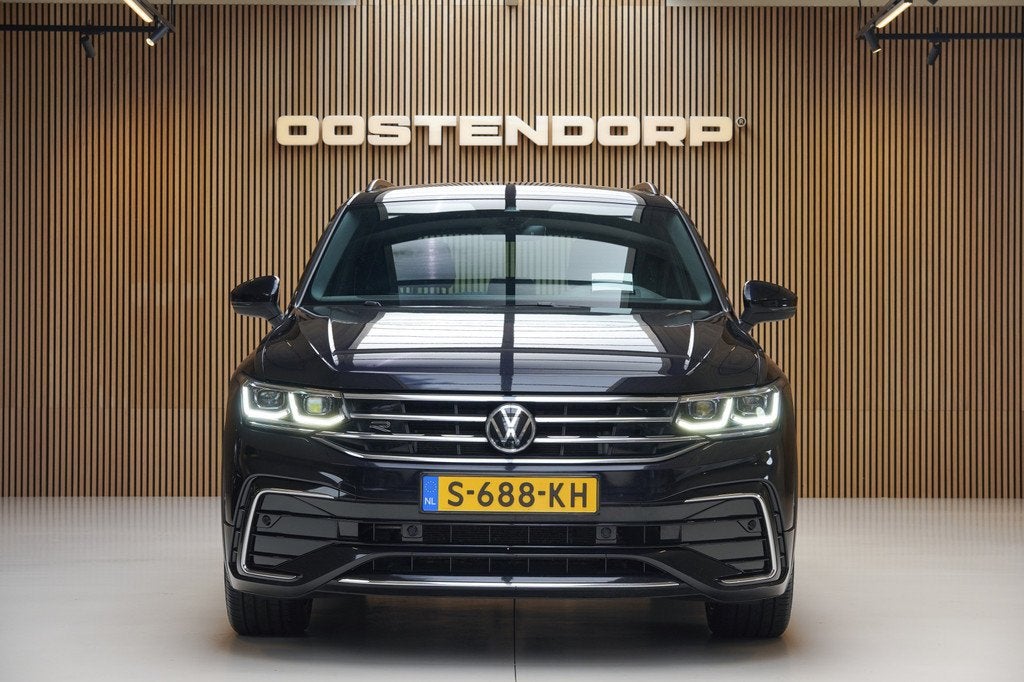 Volkswagen Tiguan 1.4TSI/245pk eHybrid R-Line|2021|Trekhaak|, 4 cilinders, Automatische klimaatregeling, Alcantara, Zwart
