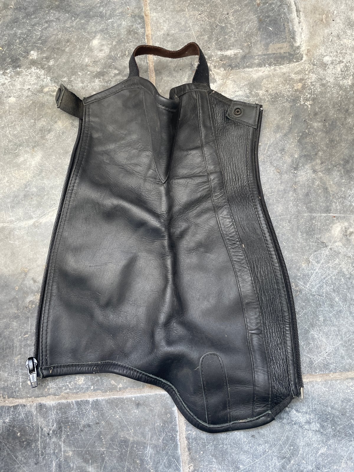 Zwarte leren chaps maat XS, Kleding | Dames, Ophalen of Verzenden, Gedragen, Maat 34 (XS) of kleiner, Zwart