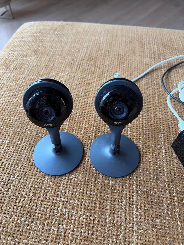 2 Google Nest Camera's - Goed beeld en geluid, Audio, Tv en Foto, Videobewaking, Ophalen of Verzenden, Gebruikt, Binnencamera