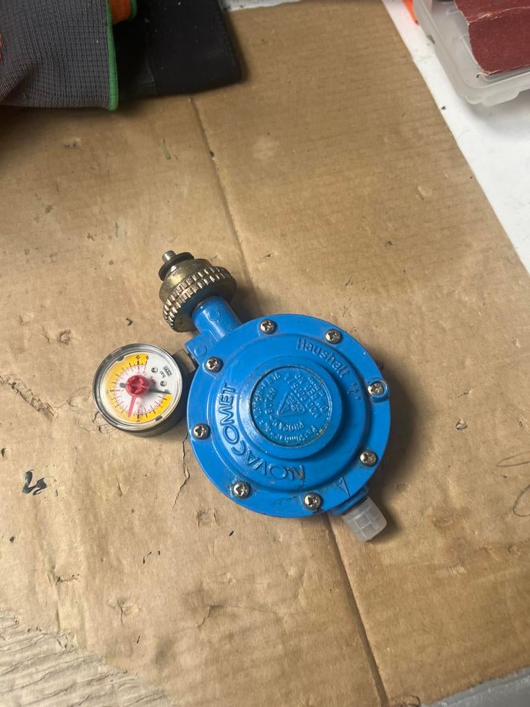 Gasdrukregelaar met meter - Novacomet Haushalt, Ophalen of Verzenden, Gebruikt
