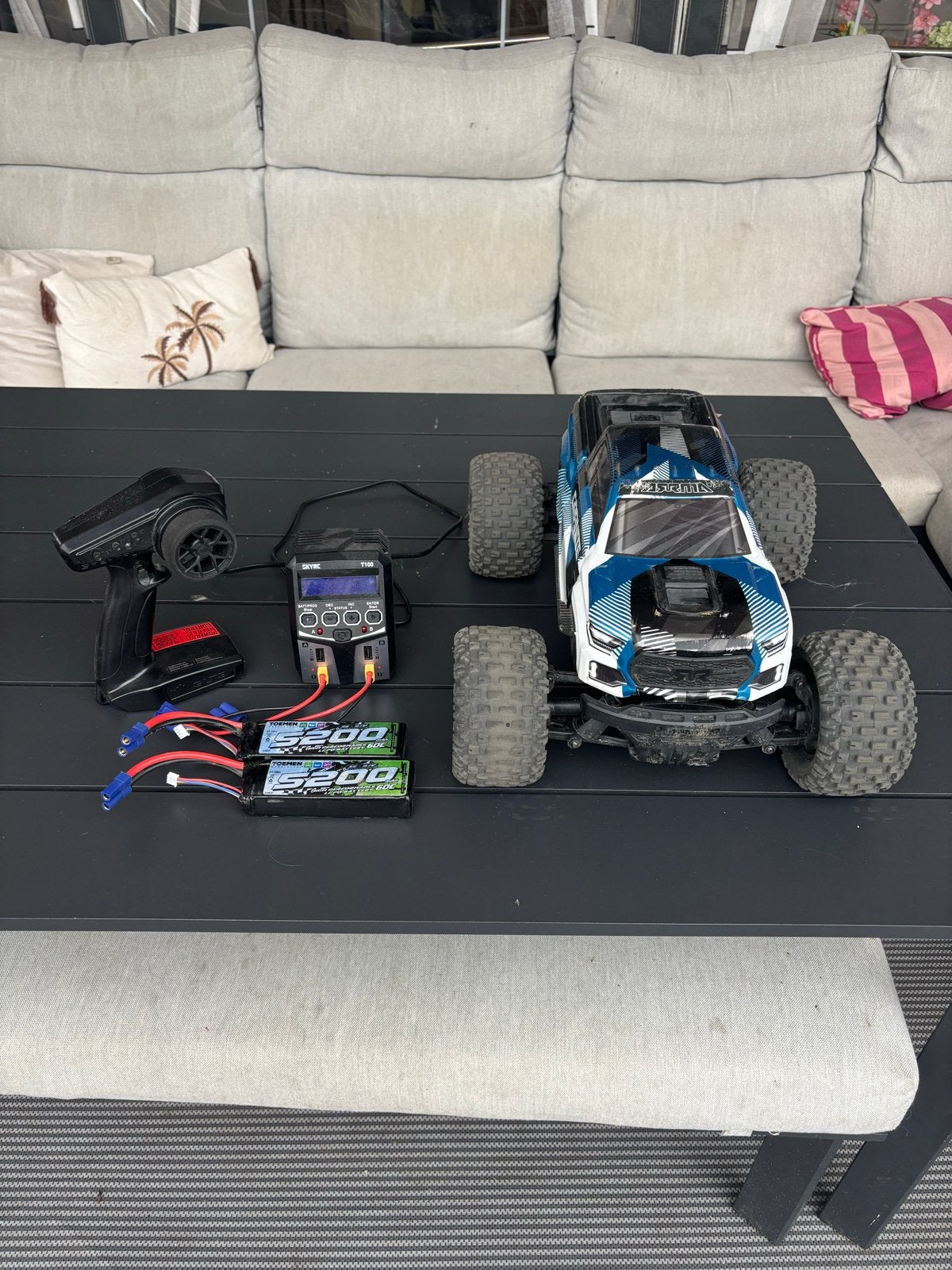 ARRMA Granite 223s Rc Auto, Gebruikt, Auto offroad, RTR (Ready to Run), Overige schalen