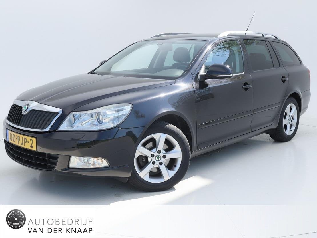 Skoda Octavia Combi 1.4 TSI Elegance Business Line Lees teks, Auto's, Euro 5, Stof, Gebruikt, 4 cilinders