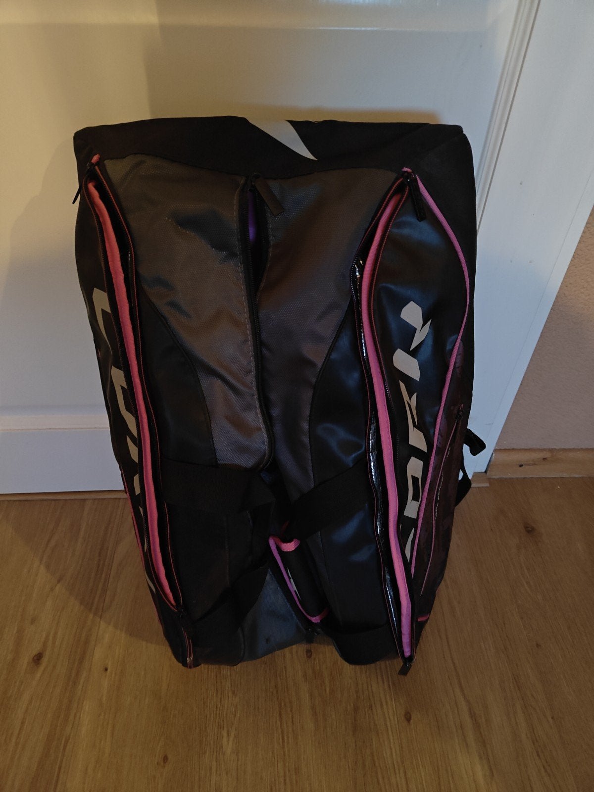 Padel tas van Cork - Zwart/Roze, Sport en Fitness, Ophalen of Verzenden, Gebruikt, Padeltas
