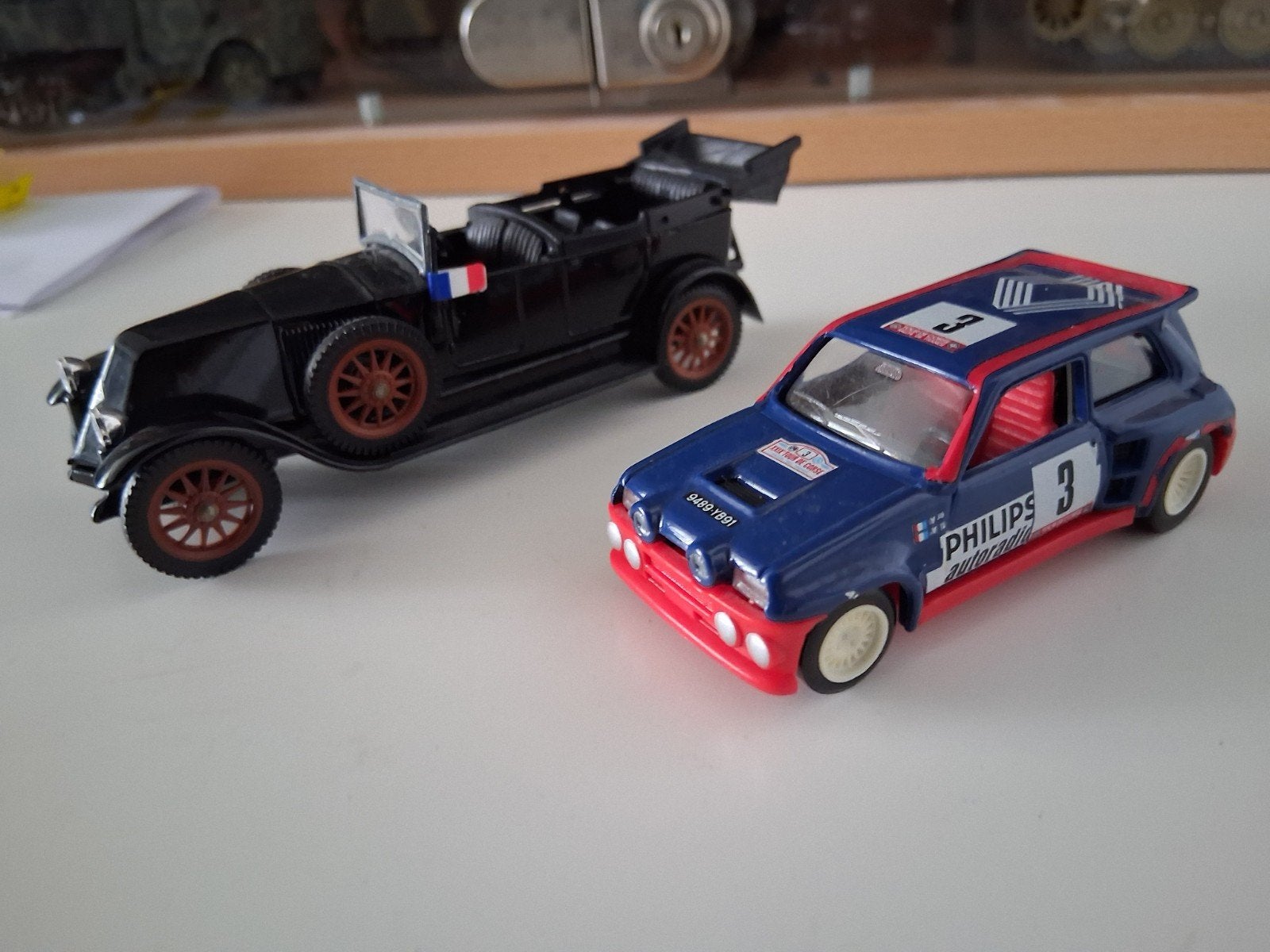 Renault modellen, Hobby en Vrije tijd, Ophalen of Verzenden, Gebruikt, Auto, Solido