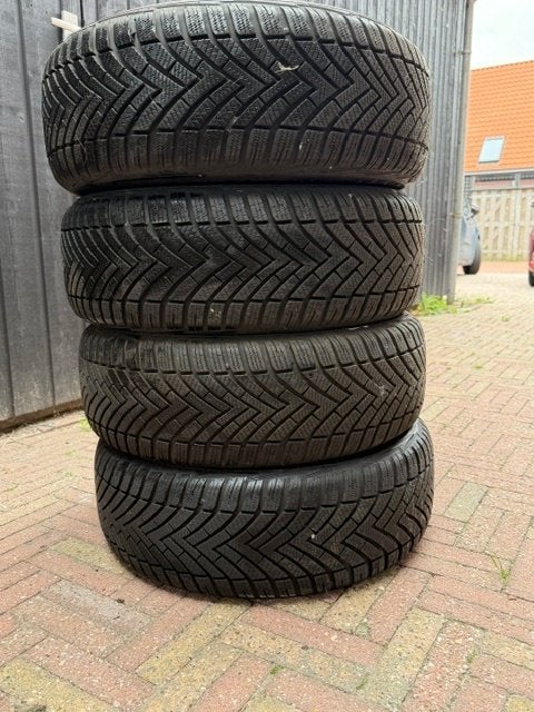 Vredestein wintrac winterbanden 205/55 R16, Auto-onderdelen, Banden en Velgen, Ophalen, Gebruikt, 16 inch, Banden en Velgen