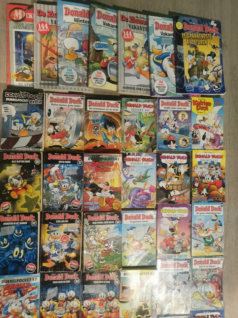 Donald Duck pockets, dubbelpockets, vakantie boeken, Meerdere stripboeken, Ophalen of Verzenden, Gelezen