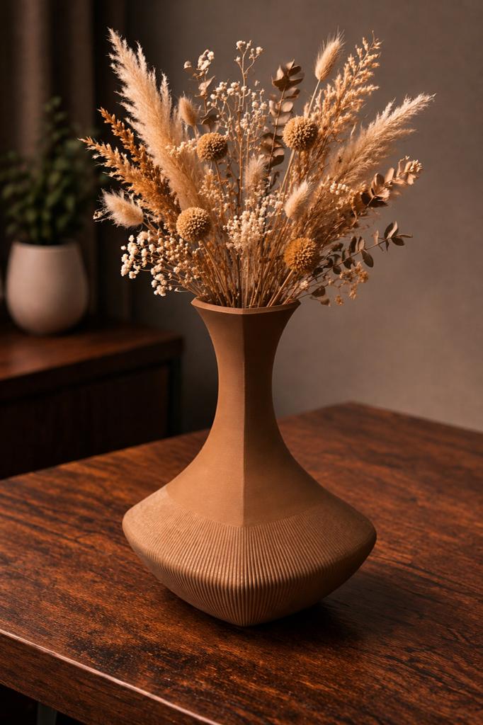 Minimalistische Design Vaas – Moderne Woondecoratie – 17 cm, Overige materialen, Overige kleuren, Verzenden, Zo goed als nieuw