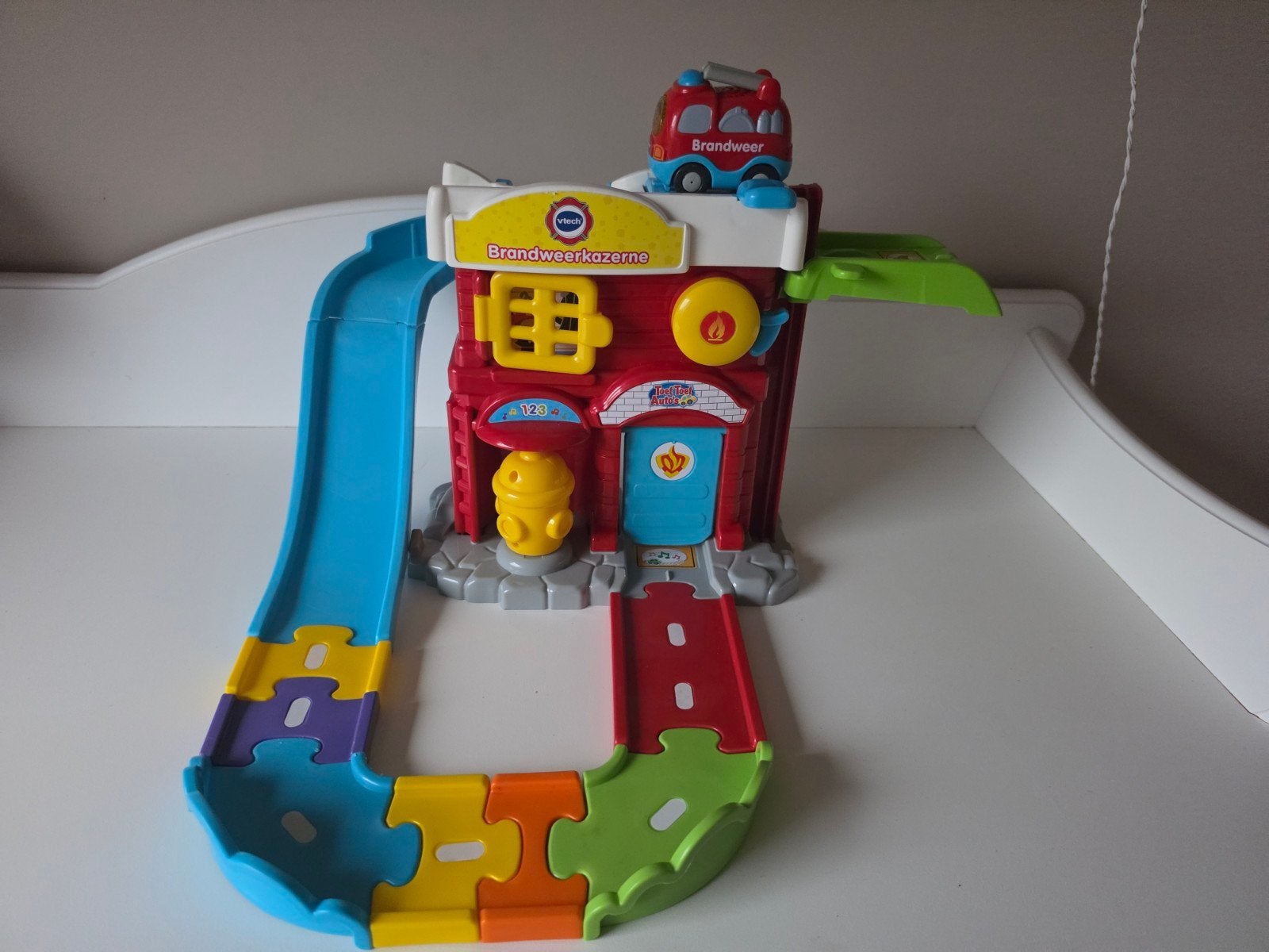 VTech Toet Toet Auto's Brandweerkazerne met Brandweerauto, Ophalen of Verzenden, Gebruikt