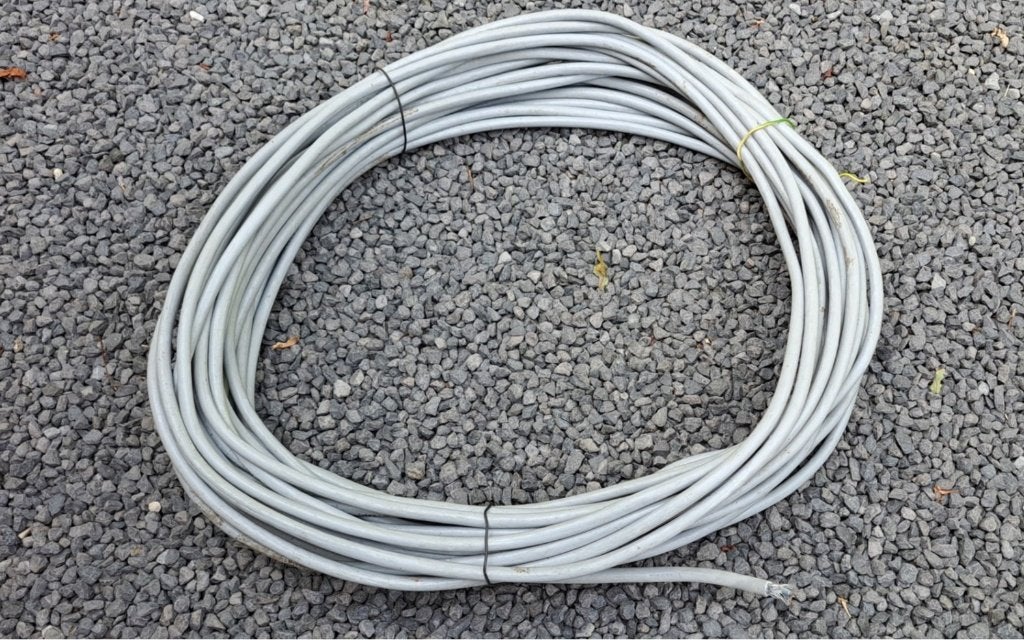 Grondkabel 2 x 2,5mm, Doe-het-zelf en Verbouw, Elektra en Kabels, Ophalen, Gebruikt, Overige merken, Kabel of Snoer